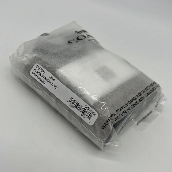 Coach NWT Flask In Signature Canvas Gunmetal/Khaki - Picture 10 of 10